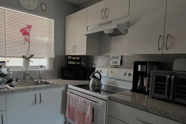 Professional home cleaner in Margate, FL Professional home cleaner in Margate, FL